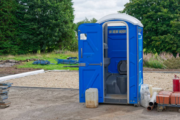 Best Standard Portable Toilet Rental  in Farmville, VA
